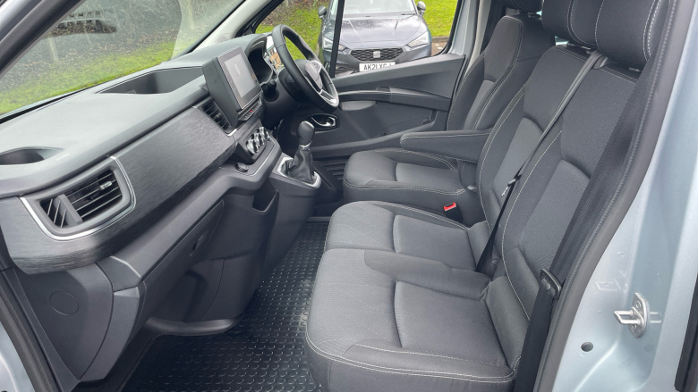 Renault Trafic Lwb Diesel LL30 Blue dCi 170 Extra Sport[Safety] Crew Van EDC